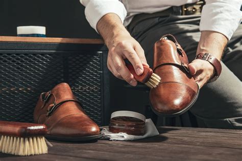 how to polish brown boots